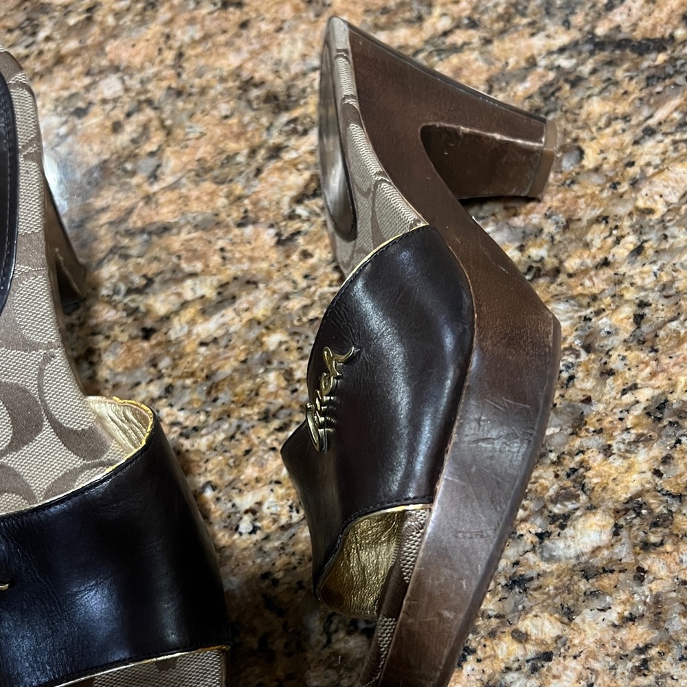 Coach Brown wood bottom Women's 3 inch heel Sandals - Picture 5 of 8